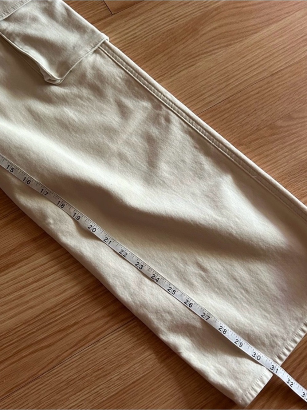 Wilfred Free Aritzia Beige Wide Leg Cargo Pants Women’s 6 - Picture 8 of 8